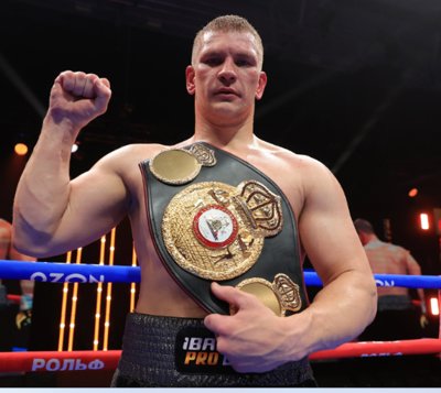 Artem Suslenkov